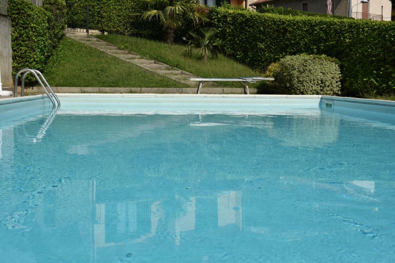 Holiday Apartment Albachiara Tavernola Bergamasca Esterno foto